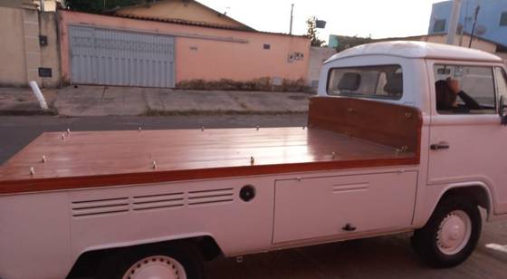 VOLKSWAGEN KOMBI 1.6 MI PICK-UP CS 8V GASOLINA 2P MANUAL